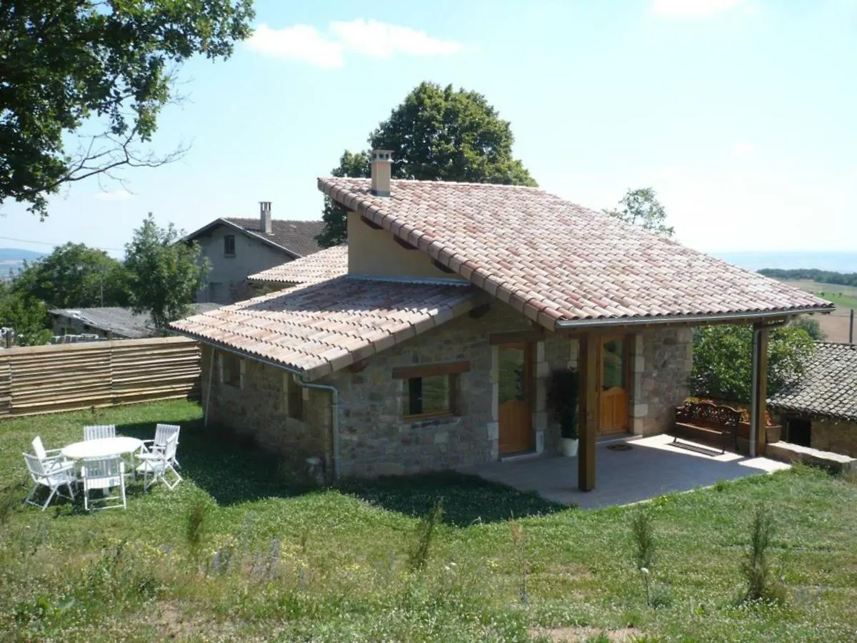 Holiday home Gite Lumineux Avec Terrain Privatif Et Terrasse - Ideal Pour Activites De Plein Air ! - Fr-1-496-145 Chuyer France