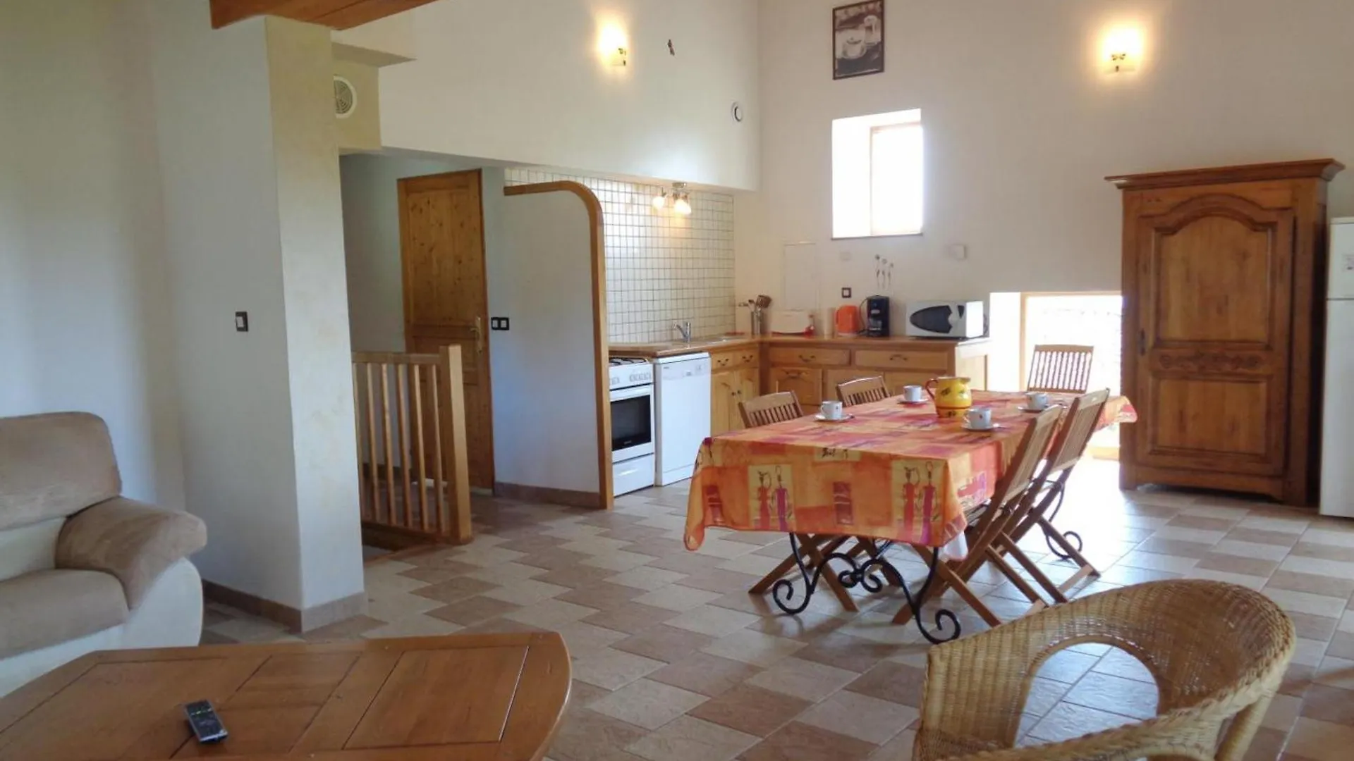 Holiday home Gite Lumineux Avec Terrain Privatif Et Terrasse - Ideal Pour Activites De Plein Air ! - Fr-1-496-145 Chuyer France